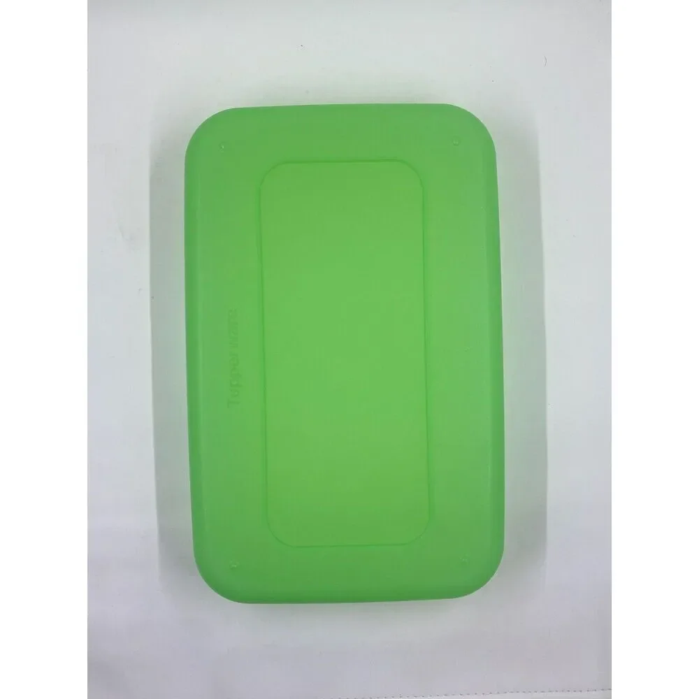 Tupperware Quadro Storage Containers (Set of 2) 6049, 6050 Green